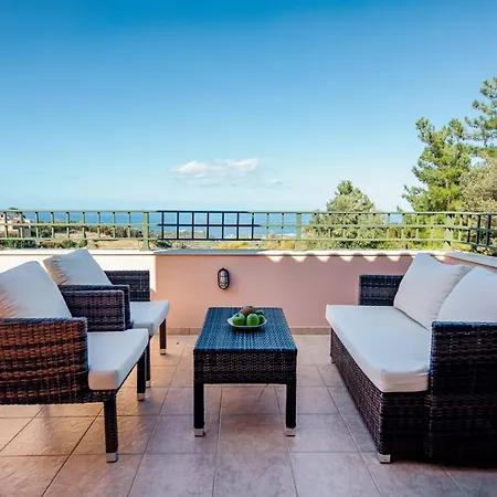 Mikra Anogia Villas