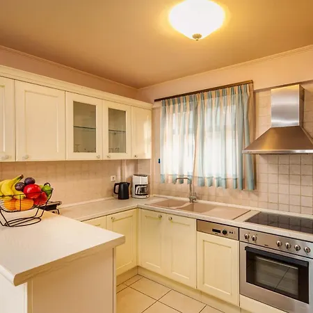 Mikra Anogia Villas *