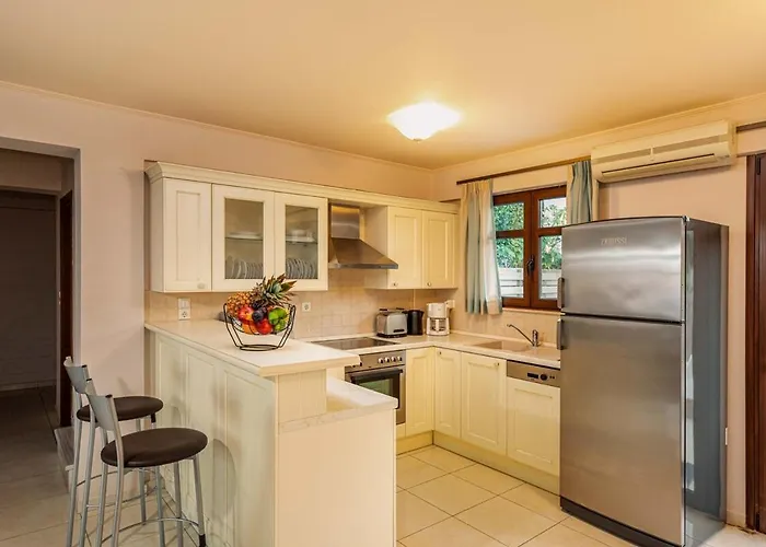 Mikra Anogia * Ретимно