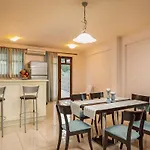 Mikra Anogia Villas