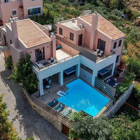 וילה Mikra Anogia