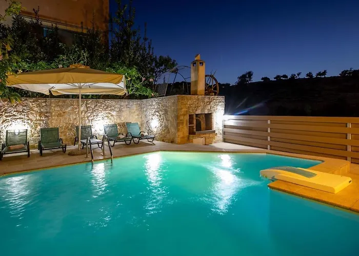 Mikra Anogia Villas *